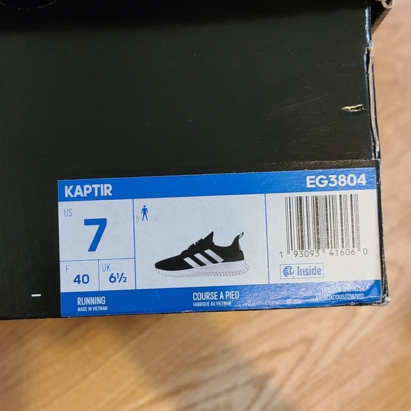 Adidas running shoe - Picture 5 of 7